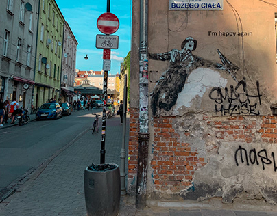 Krakow street art by Sam Gillies
