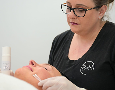 Best Exfoliation Facial Services in Essendon