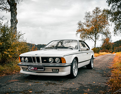BMW M6 classic car