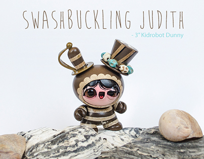 Swashbuckling Judith - 3" Custom Kidrobot Dunny