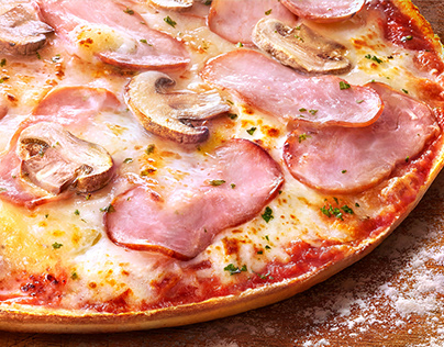 Closeup of Funghi Prosciutto pizza, Buitoni