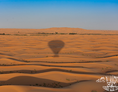 Balloon ride in the desert