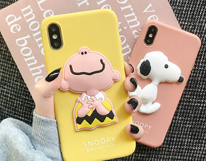 Snoopy IPhone 12/12 Pro case 3D Cartoon Animal