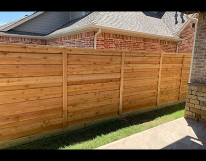 Why Contractor Choose Cedar For Wood Fencing