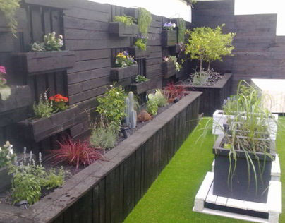 Terrace / garden with recycled wood construction