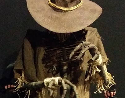 The Scarecrow (large scale puppet)