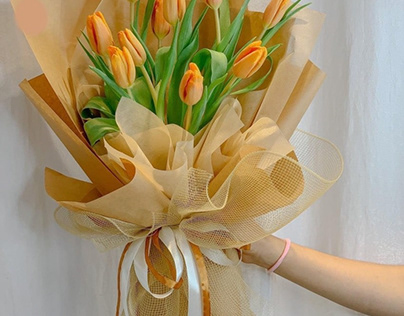 Mẫu Bó Hoa Tulip Đẹp Mắt và Độc Đáo Cho Mọi Dịp