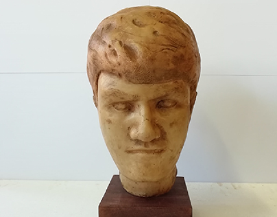 Self portrait - Sculpture
Resin casting