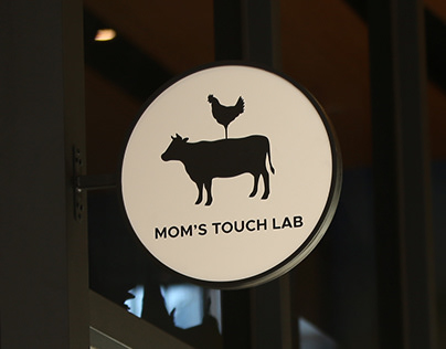 MOM's TOUCH : Flagship store Yong-San