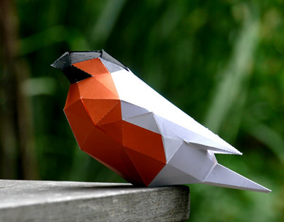 Facetted paper bird