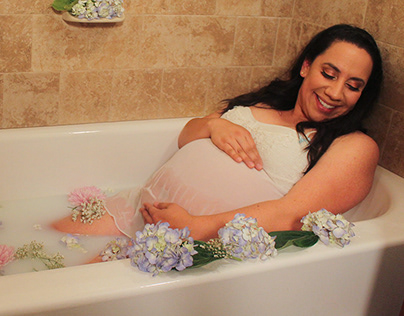 Milk Bath Maternity Shoot