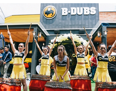 B-DUBS GRAND OPENING
