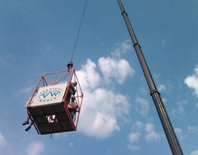 Gondola for Bungee Jumping