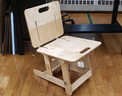 "Advenchair" Folding Chair
