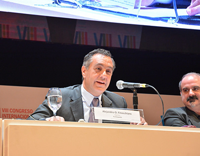 Alejandro Finocchiaro fue parte de un panel sobre Educa