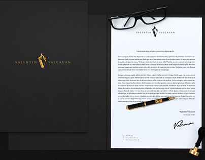 Branding/Print/Packaging - Valentin Valcauan Brandy