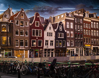 AAA – Amsterdam Ambivalent Architecture