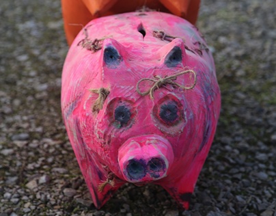 Project thumbnail - Wooden piggy bank