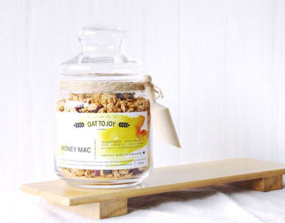 Oat to Joy. Organic granola from Singpore