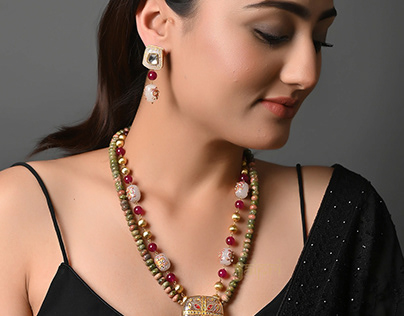 Buy Tanjore Jewellery Set Online at Jaipri