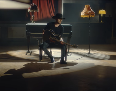 Brett Kissel - "I didn't fall in love with your hair"