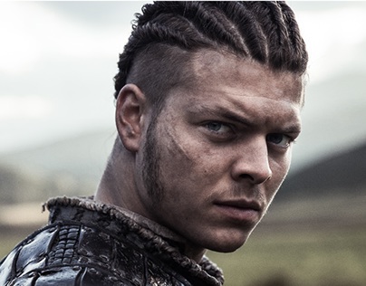 Alex Høgh Andersen: Vikings and the effects of playing Ivar the Boneless -  ICON