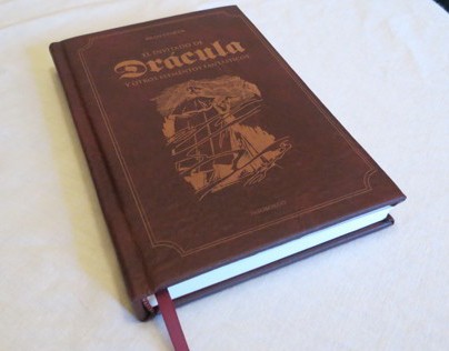 Rediseño de libro - Drácula / Book, Redesign (Drácula)