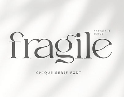 Fragile Chique Serif Font