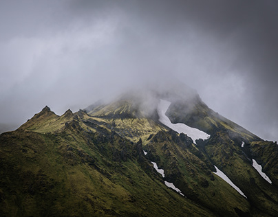 LOW CLOUDS – Iceland
