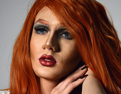 The Fabulous Universe of Drag Queens