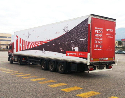 “TrasporTiAmo” - Italian trucks road safety campaign