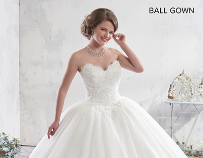 The strapless wedding ball gowns