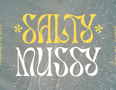 Salty Mussy - Quirky Twisted Display