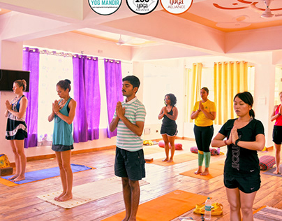 300 hour yoga ttc in rishikesh