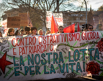 Manifestazione "Le montagne non ricrescono" - Carrara