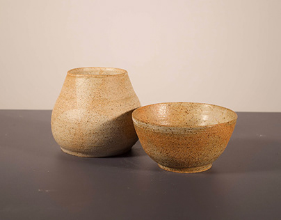 Art 390R. Vase and bowl. Potter's wheel.