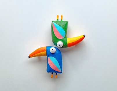 Toucan brooches