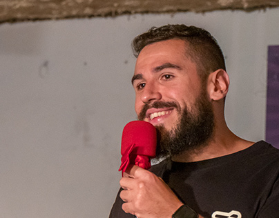 Stand Up | Thales Gazaneo