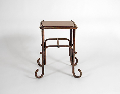 Side Table (Mesita Thonet)