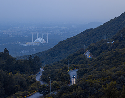 Breathtaking view of Faisal Mosque from Margala Hills.