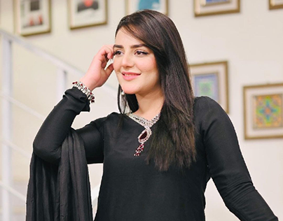 Shazeal Shoukat Looks Stunning in Eastern Outfit