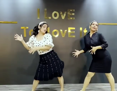 "Gori Gori" dance video