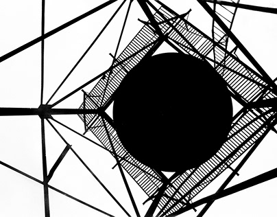 White and Black Structurae