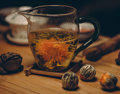 Glass Teaspot with Dandelion Tea
