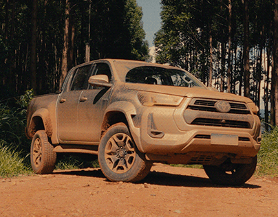 iCarros - Toyota Hilux 2024