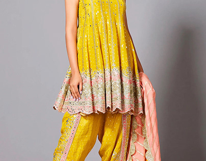 Summer Chic: Lovely & Stunning Salwar Kameez Designs