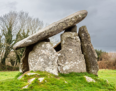 A study of Trethevy Quoit