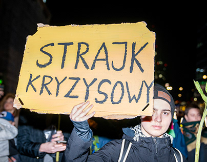Warsaw, Poland: Crisis Strike