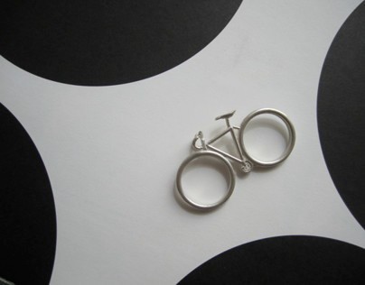 Two-Finger Bicycle Ring