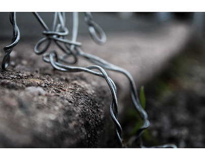 PHOTO ESSAY: The wire man - Marginal places